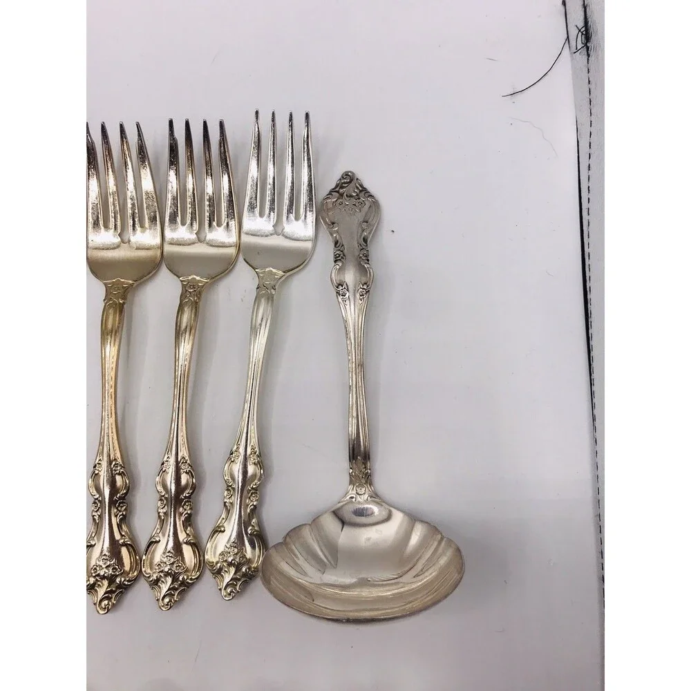 International Deep Silver Inlaid ORLEANS Flatware Set 53pc Vintage Silverplate